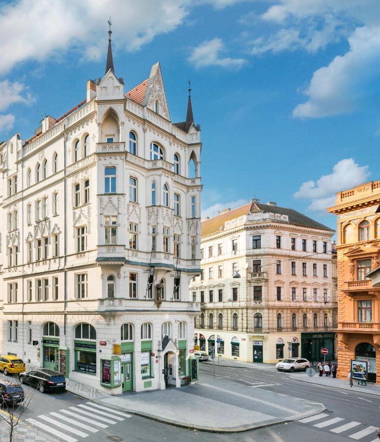 Mooo Downtown Aparthotel Praga Exterior foto